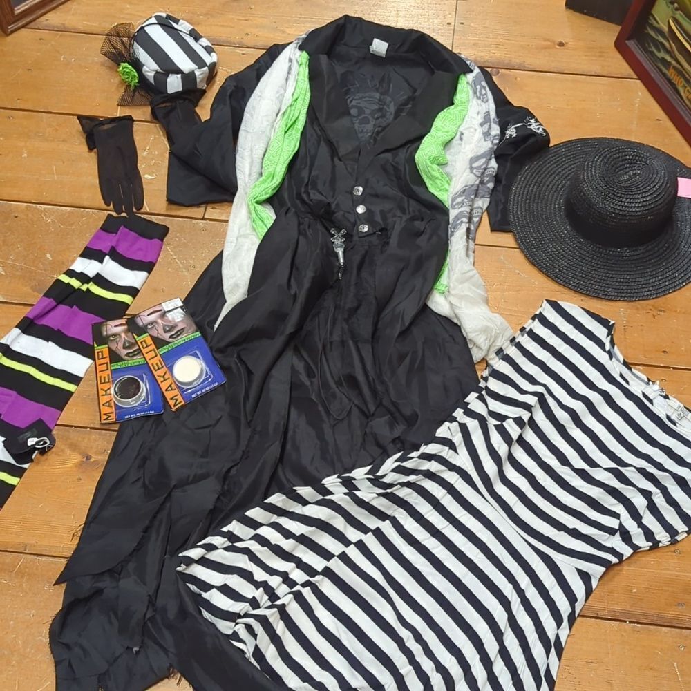 Lydia Deets inspired Beetlejuice costume‎